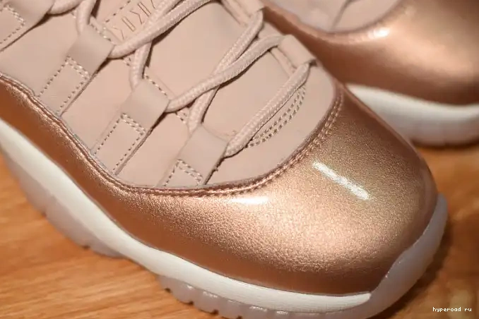 11 GS Rose Low Jordan Air Gold AH7860-105 0417
